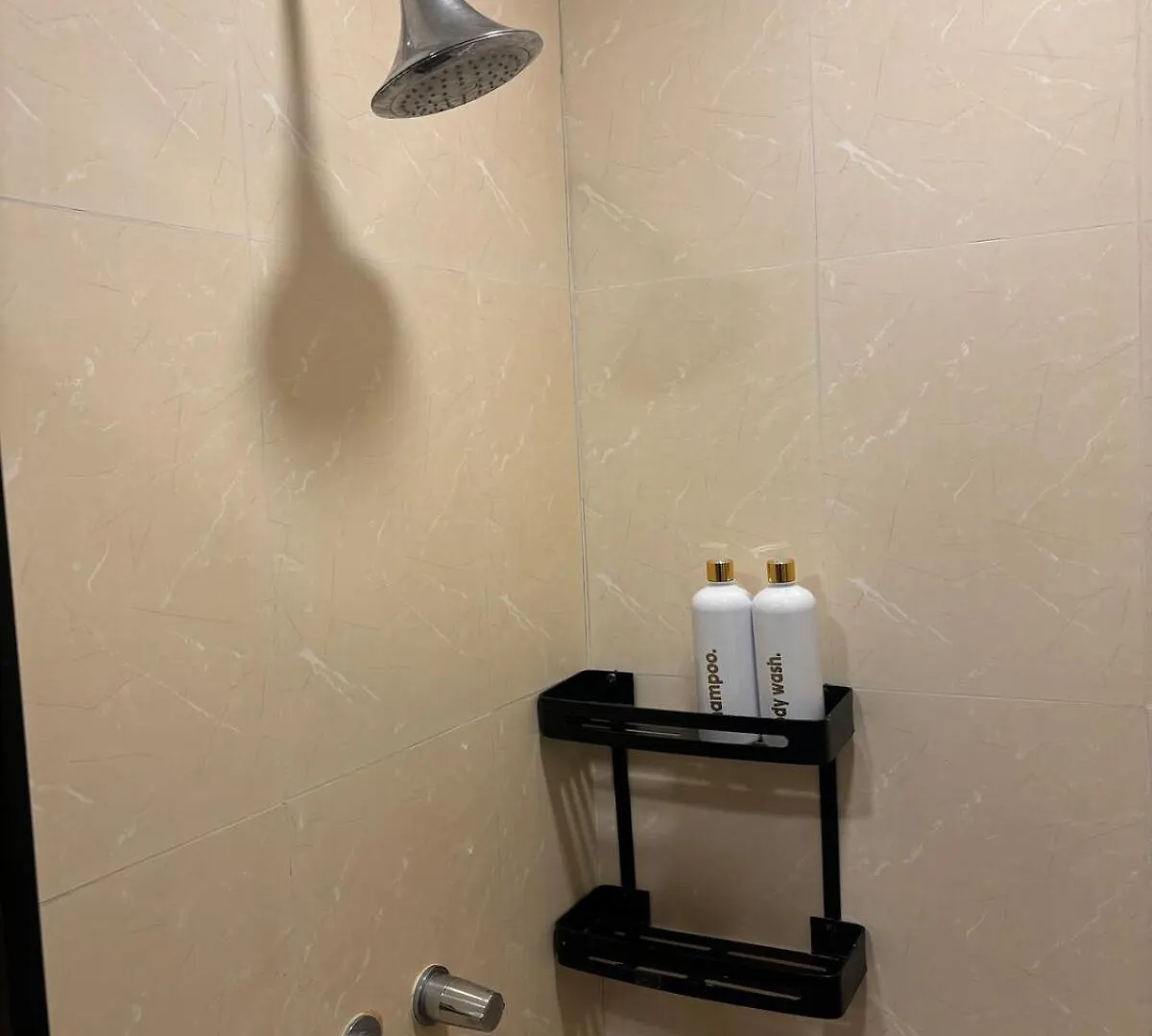Apartment Cozy Studio Unit In Avant Bg Manila